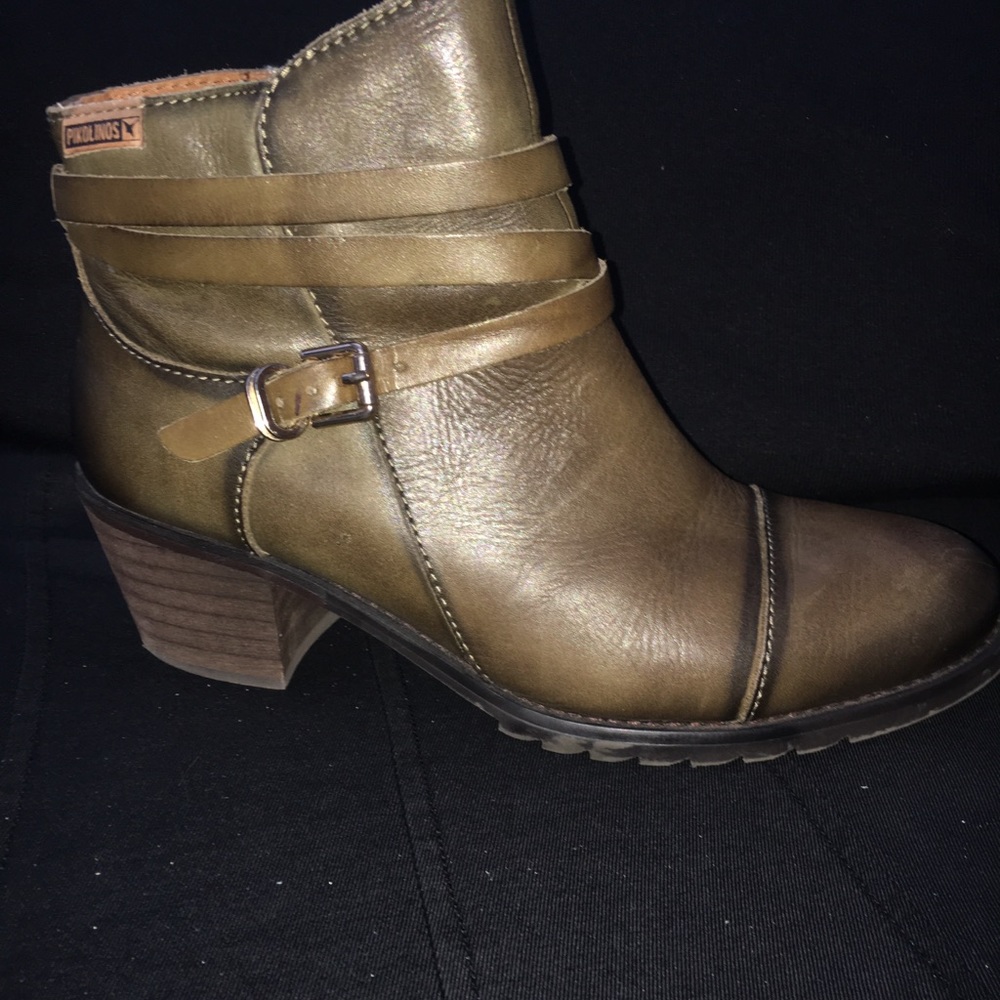 Pikolinos Low Heel Ankle Bootie sz 6.5